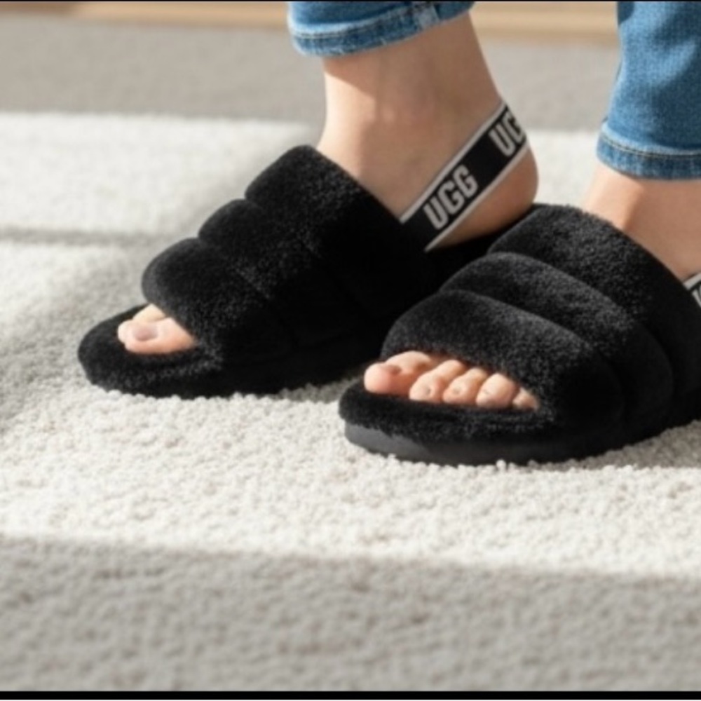 UGG Black Fluffy YEA  Slides SLINGBACK  with Logo Strap